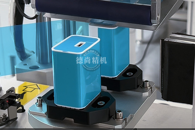 你怎么還在用人工貼膜呀！快來看看這